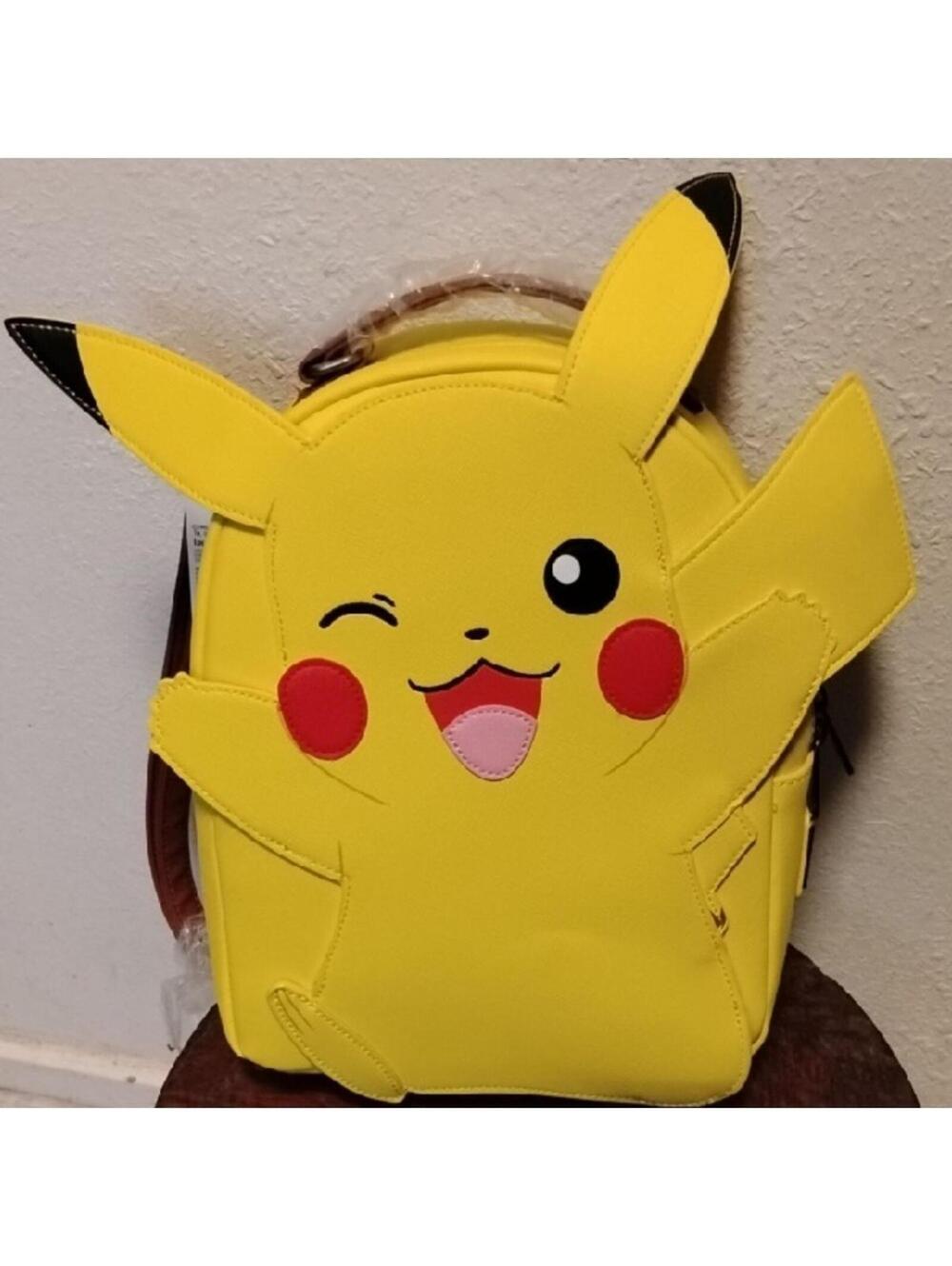 NWT Loungefly smiling Pikachu winking Yellow Backpack figure brand new cosplay